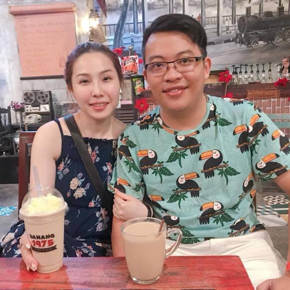 Meet your Posher, Thu - Picture 1 of 1